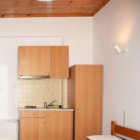 Elena Guest house 3*